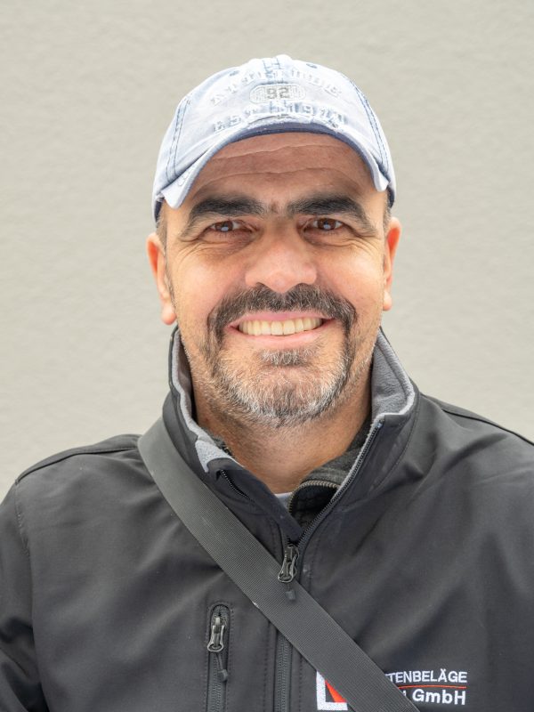 Leo spezialist, mitarbeitende der plattenbeläge nötzli gmbh